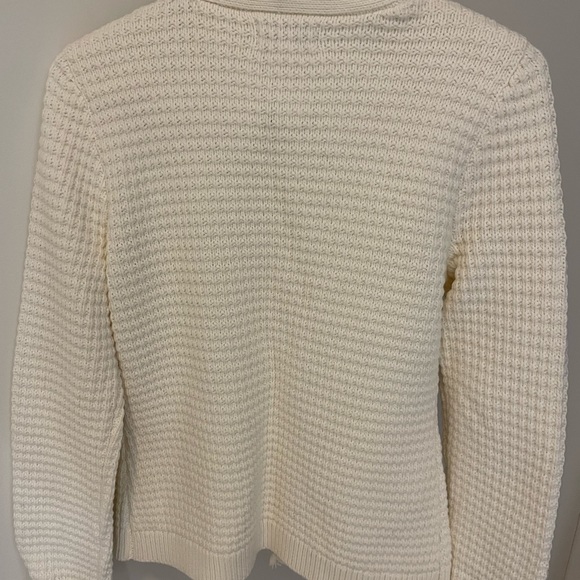 White Cardigan with Pear buttons - Picture 4 of 4